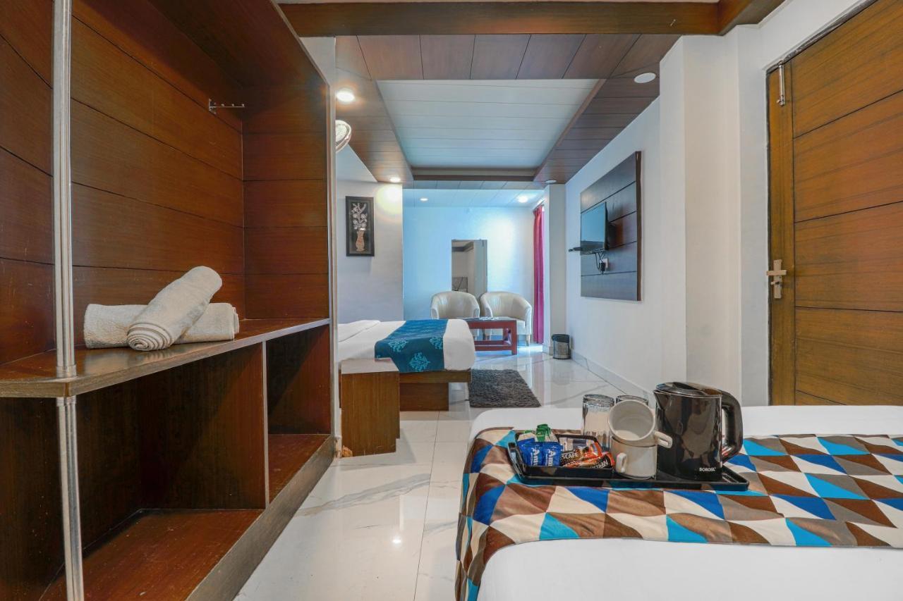 Hotel Silver Line By La Casa Mussoorie Exteriör bild